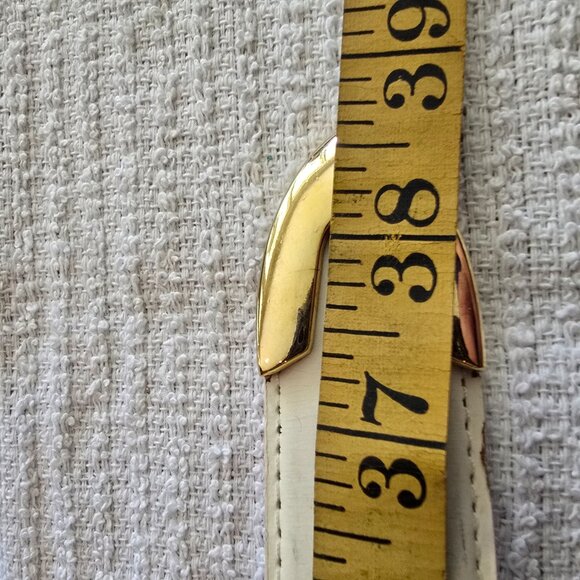 Capezio - Vintage White Leather Belt with Gold Hardware - Picture 6 of 6